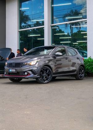 FIAT ARGO 1.8 E.TORQ FLEX HGT AT6 FIAT ARGO 1.8 E.TORQ FLEX HGT AT6